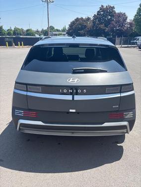2025 Hyundai IONIQ 5 SEL