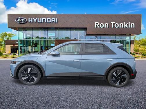 2025 Hyundai IONIQ 5 SE