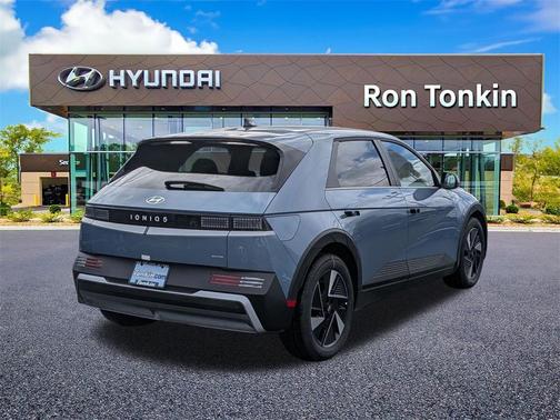 2025 Hyundai IONIQ 5 SE