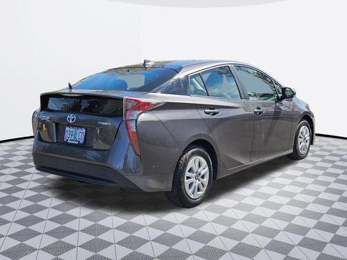 2016 Toyota Prius Two