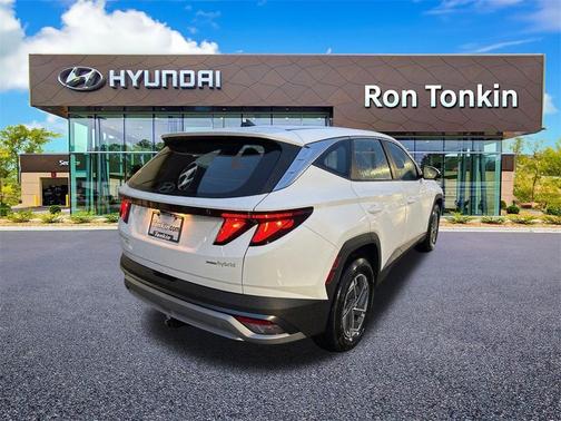 2026 Hyundai TUCSON Hybrid Blue SE