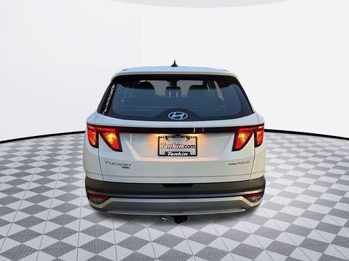 2026 Hyundai TUCSON Hybrid Blue SE