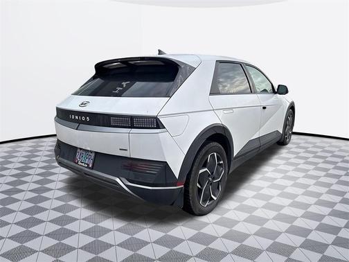 2023 Hyundai IONIQ 5 SE