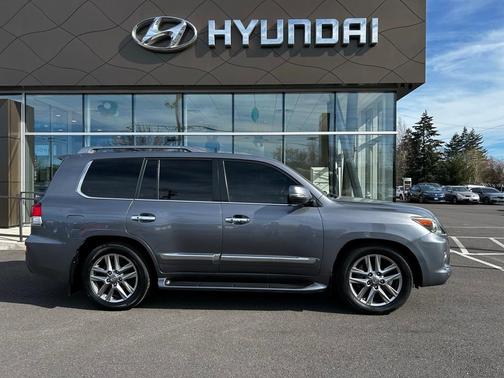 2014 Lexus LX 570 Base