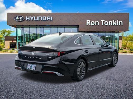 2025 Hyundai SONATA Hybrid SEL