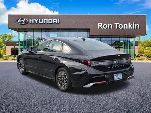 2025 Hyundai SONATA Hybrid SEL