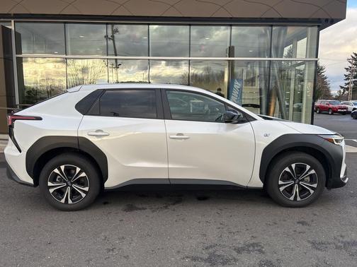 2023 Subaru Solterra Premium