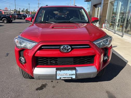 2024 Toyota 4Runner TRD Off Road
