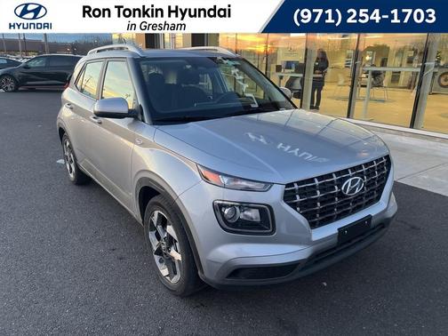 2025 Hyundai VENUE SEL