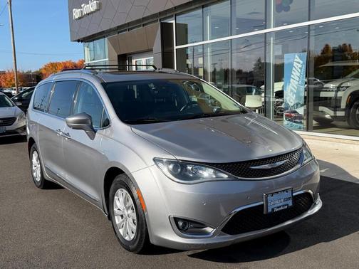 2018 Chrysler Pacifica Touring-L Plus