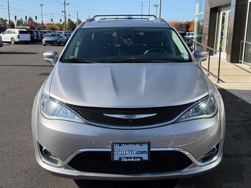 2018 Chrysler Pacifica Touring-L Plus