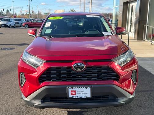 2022 Toyota RAV4 LE