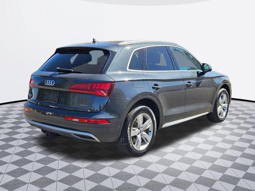 2019 Audi Q5 2.0T Premium Plus