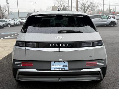 2026 Hyundai IONIQ 5 SE
