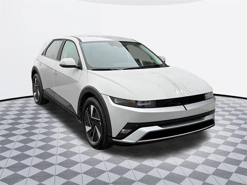 2026 Hyundai IONIQ 5 SE