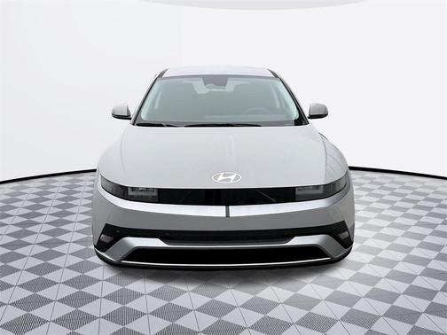 2026 Hyundai IONIQ 5 SE