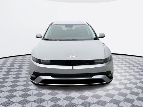 Cyber Gray 2026 Hyundai IONIQ 5 SE