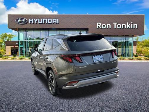 2026 Hyundai TUCSON Hybrid SEL