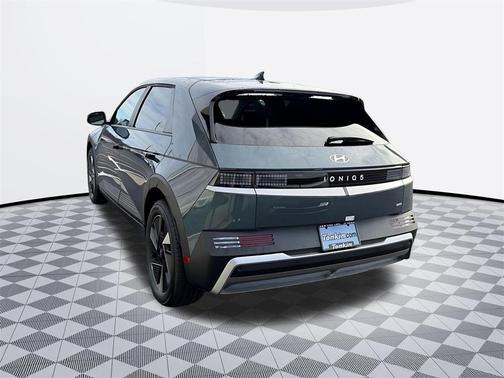 2026 Hyundai IONIQ 5 SEL