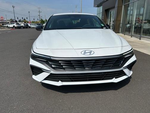 2025 Hyundai ELANTRA HEV SEL Sport