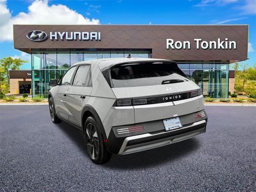 2026 Hyundai IONIQ 5 SE