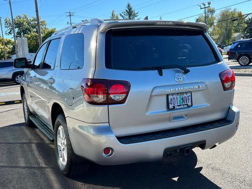 2019 Toyota Sequoia SR5