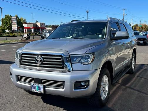 2019 Toyota Sequoia SR5
