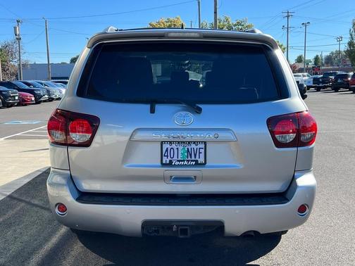2019 Toyota Sequoia SR5