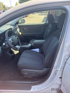 2025 Hyundai IONIQ 5 SE