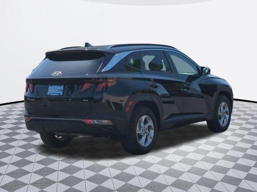 Black Pearl 2024 Hyundai TUCSON SEL