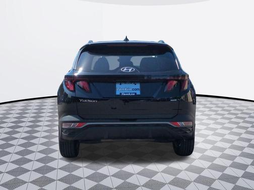 Black Pearl 2024 Hyundai TUCSON SEL