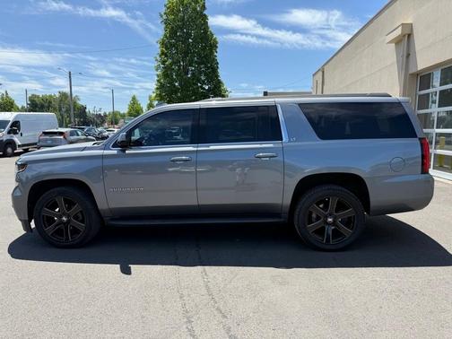 2019 Chevrolet Suburban LT