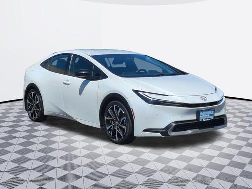 Pearl 2024 Toyota Prius Prime XSE