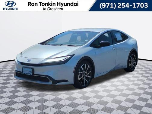 Pearl 2024 Toyota Prius Prime XSE