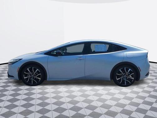 Pearl 2024 Toyota Prius Prime XSE