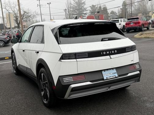 2026 Hyundai IONIQ 5 SEL