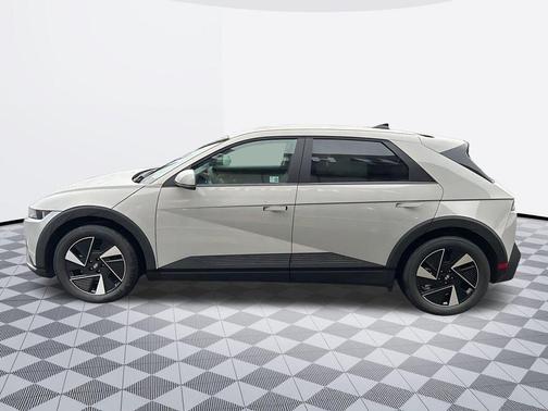 Cyber Gray 2026 Hyundai IONIQ 5 SEL