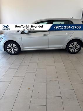 2016 Volkswagen e-Golf SE
