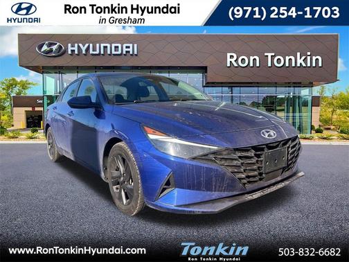 2022 Hyundai ELANTRA SEL