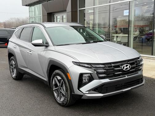 2026 Hyundai TUCSON Hybrid SEL