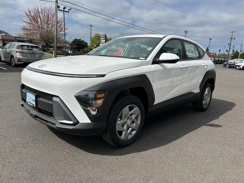 2025 Hyundai KONA SE