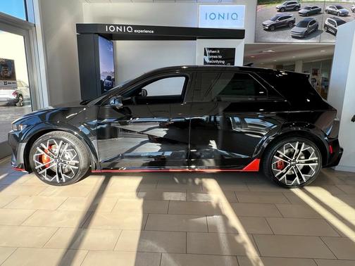 2025 Hyundai IONIQ 5 N Base