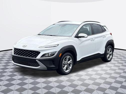 Lunar White 2023 Hyundai KONA SEL