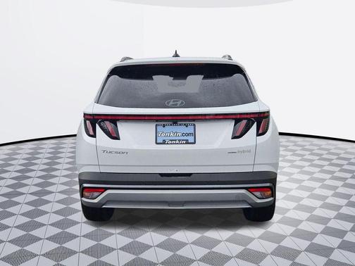 Pearl 2026 Hyundai TUCSON Hybrid Limited