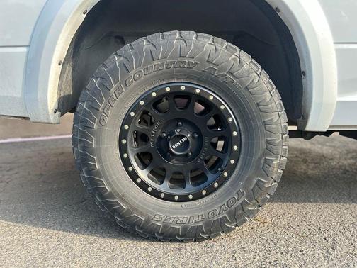 Bright White Clearcoat 2016 RAM 1500 Laramie