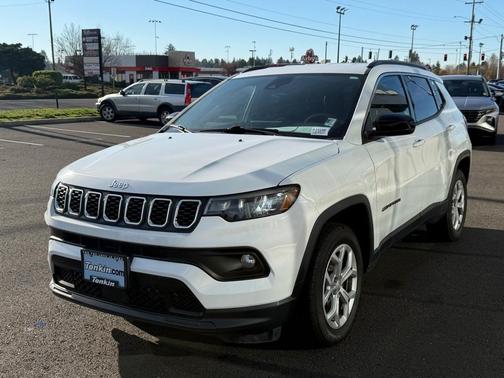 2024 Jeep Compass Latitude