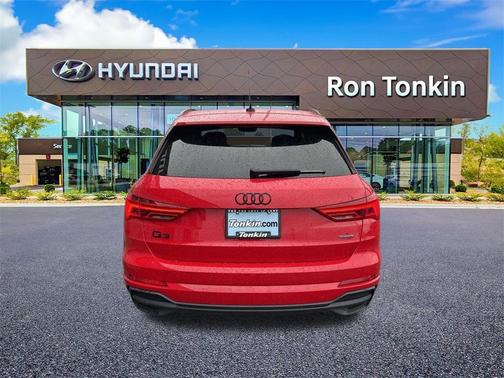 2024 Audi Q3 45 S line Premium