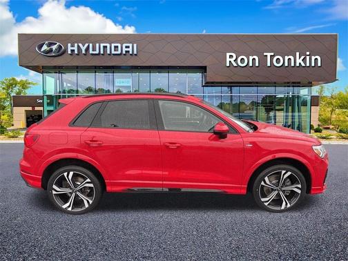 2024 Audi Q3 45 S line Premium