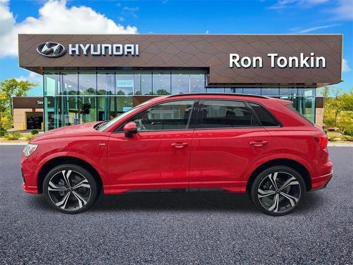 2024 Audi Q3 45 S line Premium