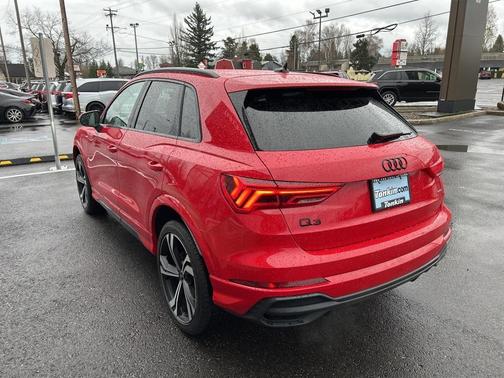 2024 Audi Q3 45 S line Premium